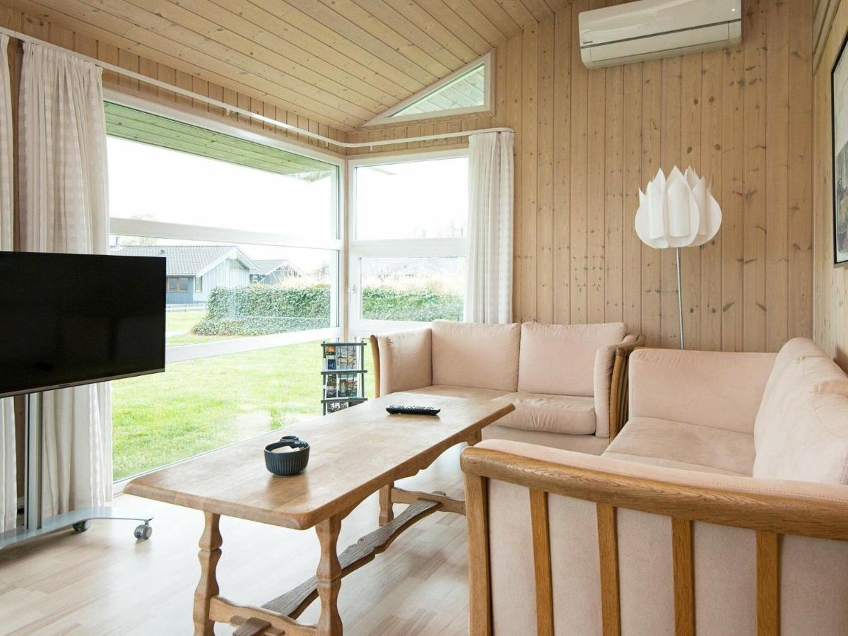 6 Person Holiday Home In Sj Lund Sjolund Exterior foto