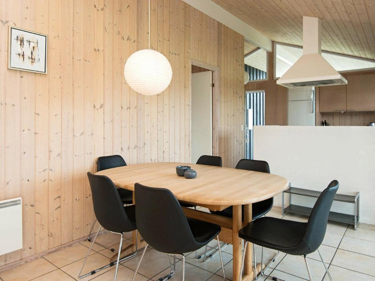 6 Person Holiday Home In Sj Lund Sjolund Exterior foto